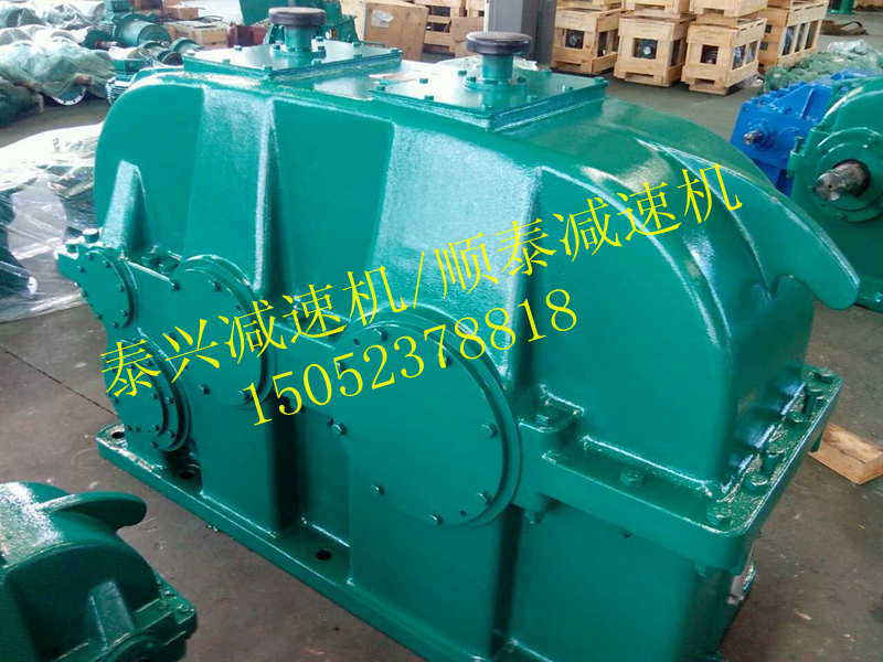 QJRS-D140,QJRS-D170,QJRS-D200,QJRS-D236,QJRS-D280,QJRS-D335,QJRS-D400,QJRS-D450,QJRS-D500,QJRS-D560,QJRS-D630,QJRS-D710,QJRS-D800,QJRS-D900,QJRS-D1000起重機(jī)減速器